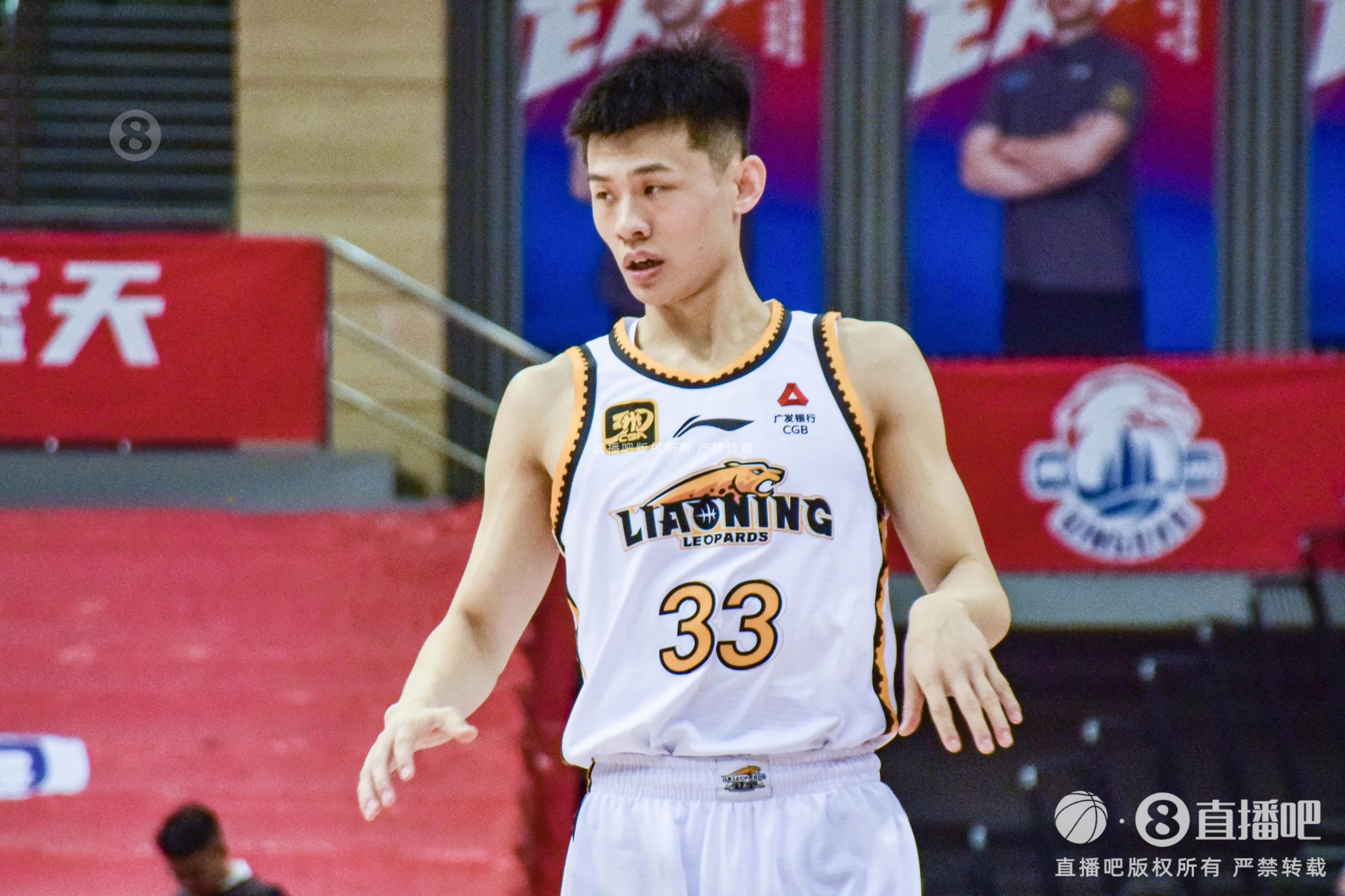 盡力了！王嵐嵚末節(jié)2記三分 全場18分鐘4中3拿到10分