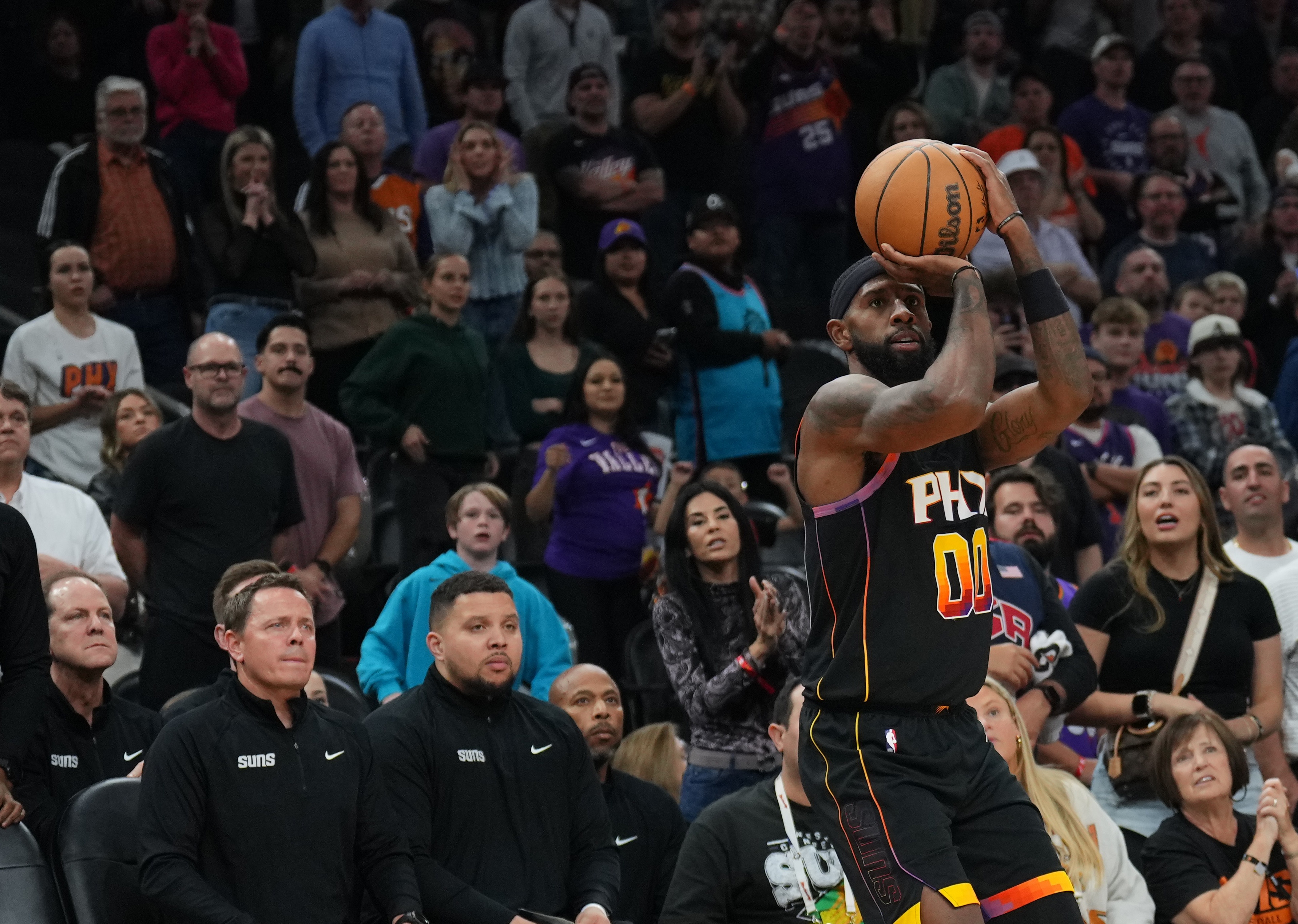 拼盡全力！羅伊斯-奧尼爾16中10空砍生涯新高27分 三分12中6